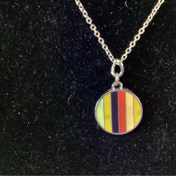 💥LOW START Coach legacy striped pendant necklace on silver toned chain - Picture 2 of 3